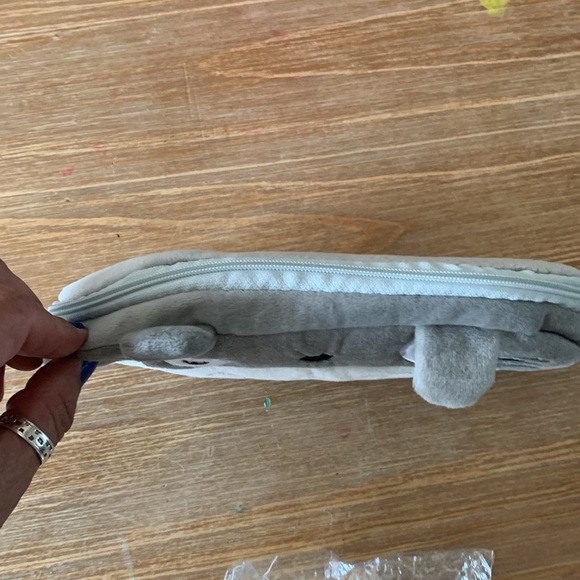 Cute My neighbor Totoro key chain & pencil case. - Picture 3 of 5